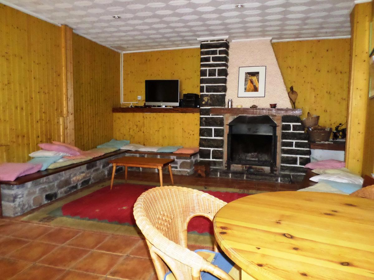 Albergue El Ultimo Bucardo Linas de Broto Luaran gambar