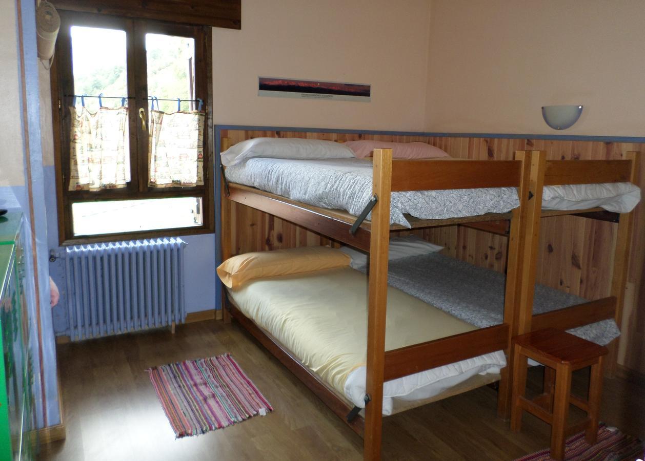 Albergue El Ultimo Bucardo Linas de Broto Luaran gambar