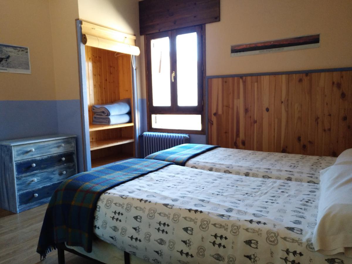 Albergue El Ultimo Bucardo Linas de Broto Luaran gambar