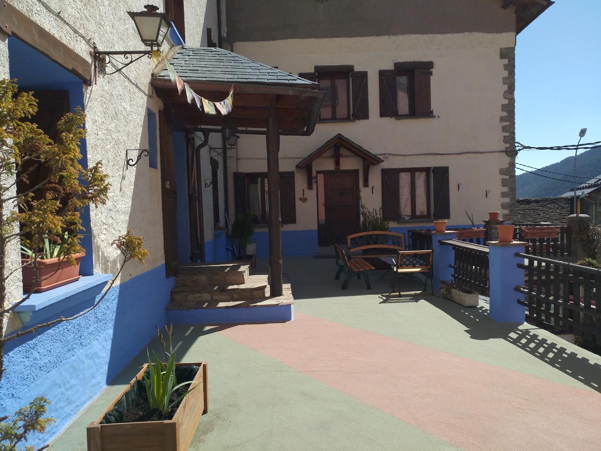 Albergue El Ultimo Bucardo Linas de Broto Luaran gambar