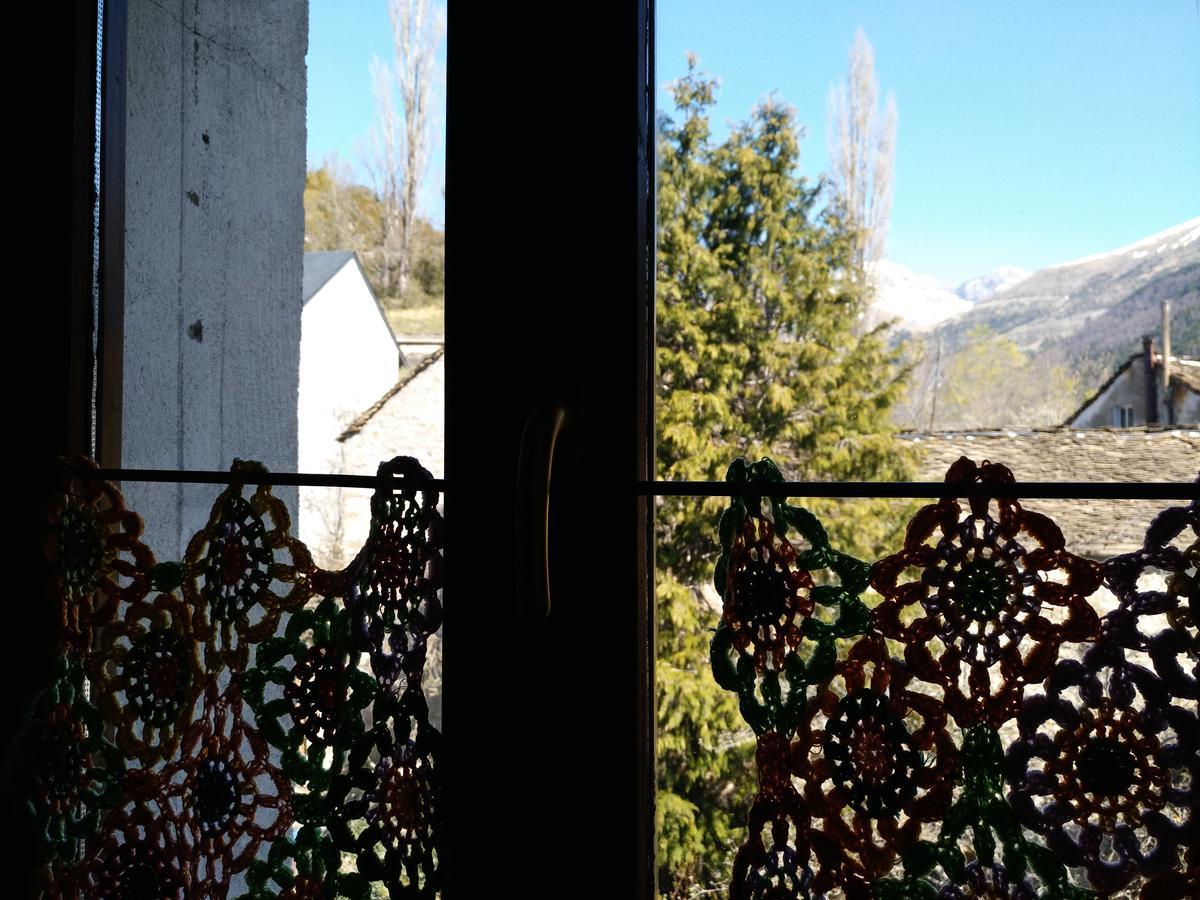 Albergue El Ultimo Bucardo Linas de Broto Luaran gambar